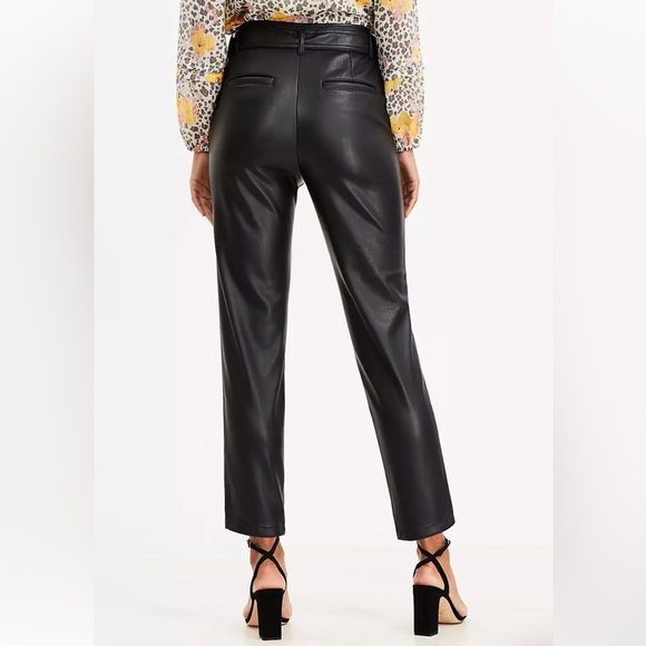 NWT. ANN TAYLOR faux leather Belted Slim Taper Pants trouser, Black, size 2 - Picture 2 of 9